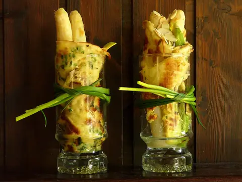 Crêpes mit Spargel