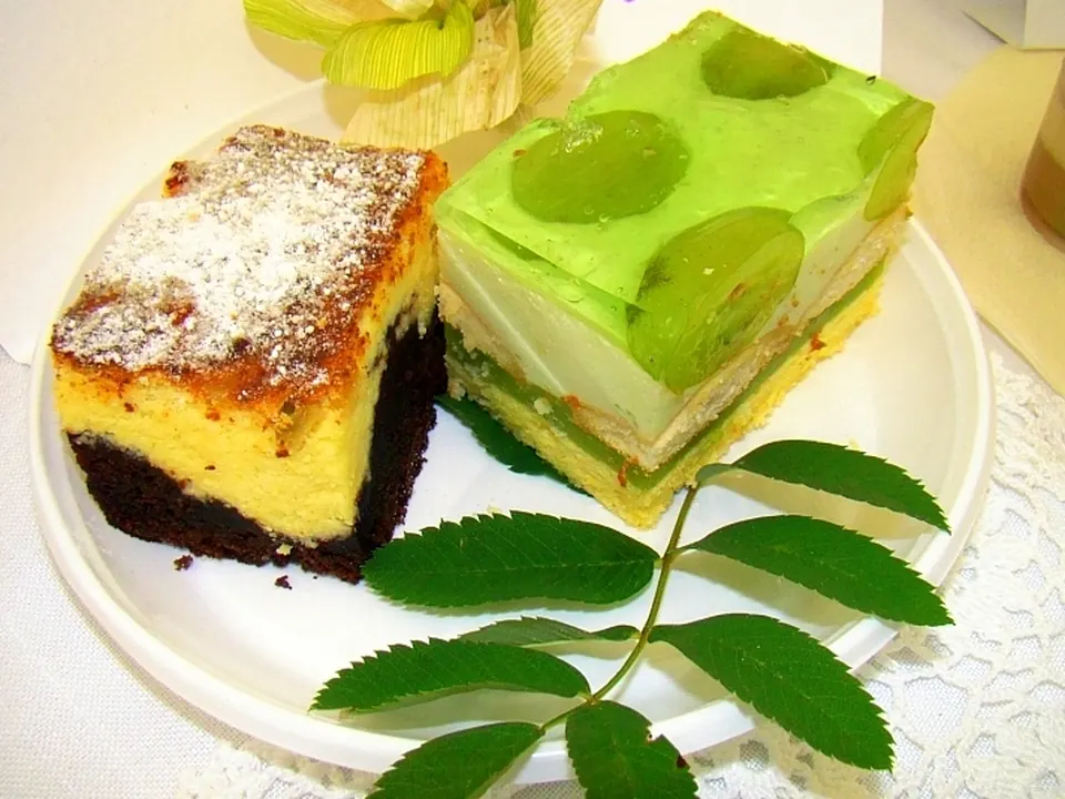 Käsekuchen mit Boden