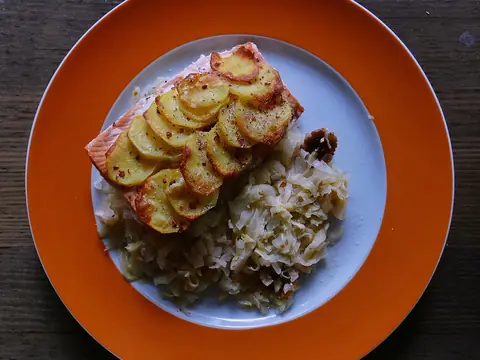 Lachs mit Kartoffelkruste