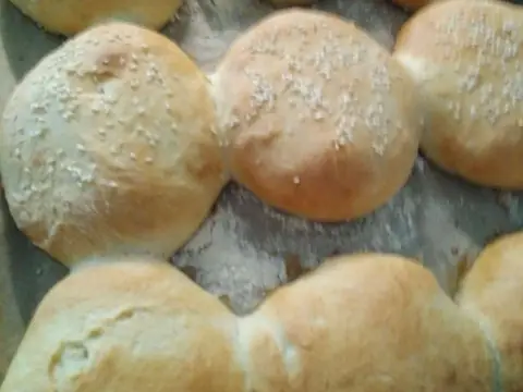 Schwedische Milchbrötchen