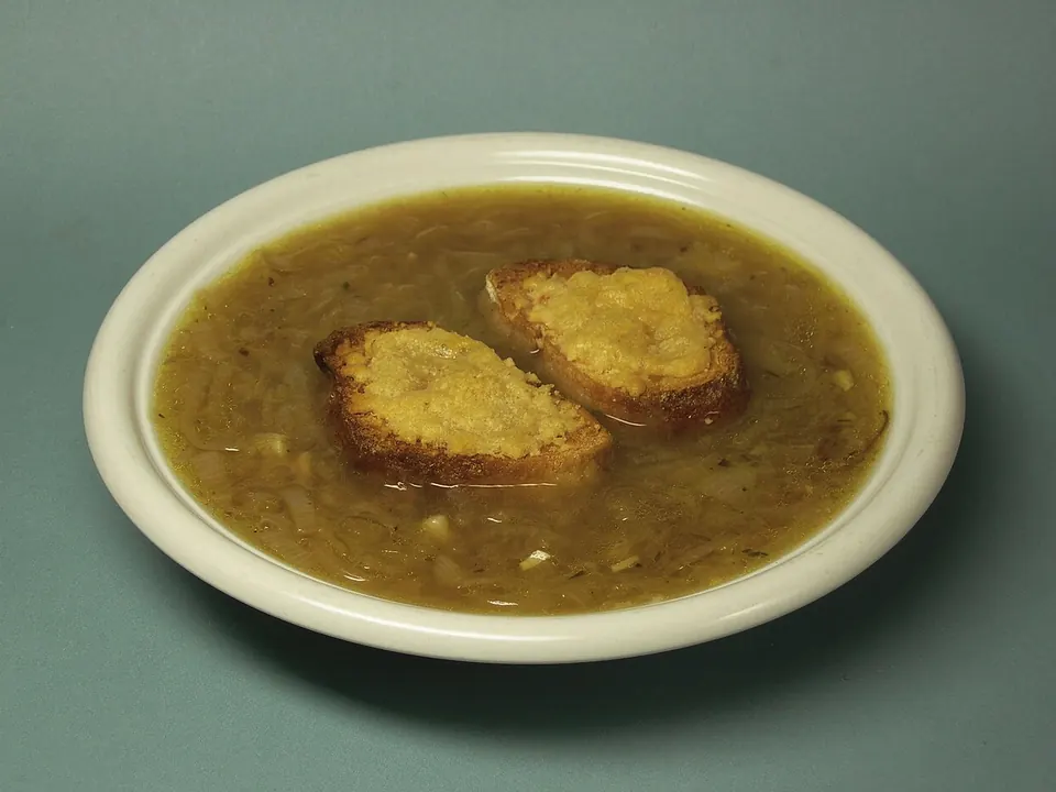 Zwiebelsuppe